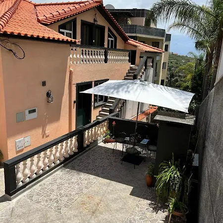 Meu Quintal 2, Madeira