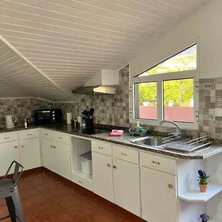 Apartamento Quiet Cozy Mq2 & Near & Mountain View Calheta (Madeira)